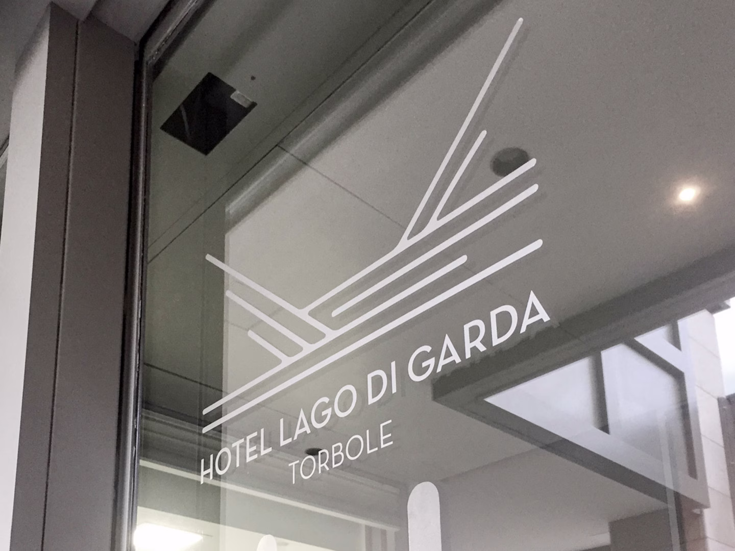 adesivi prespaziati